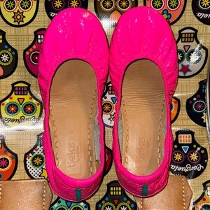 Tieks Pop Pink size 8
